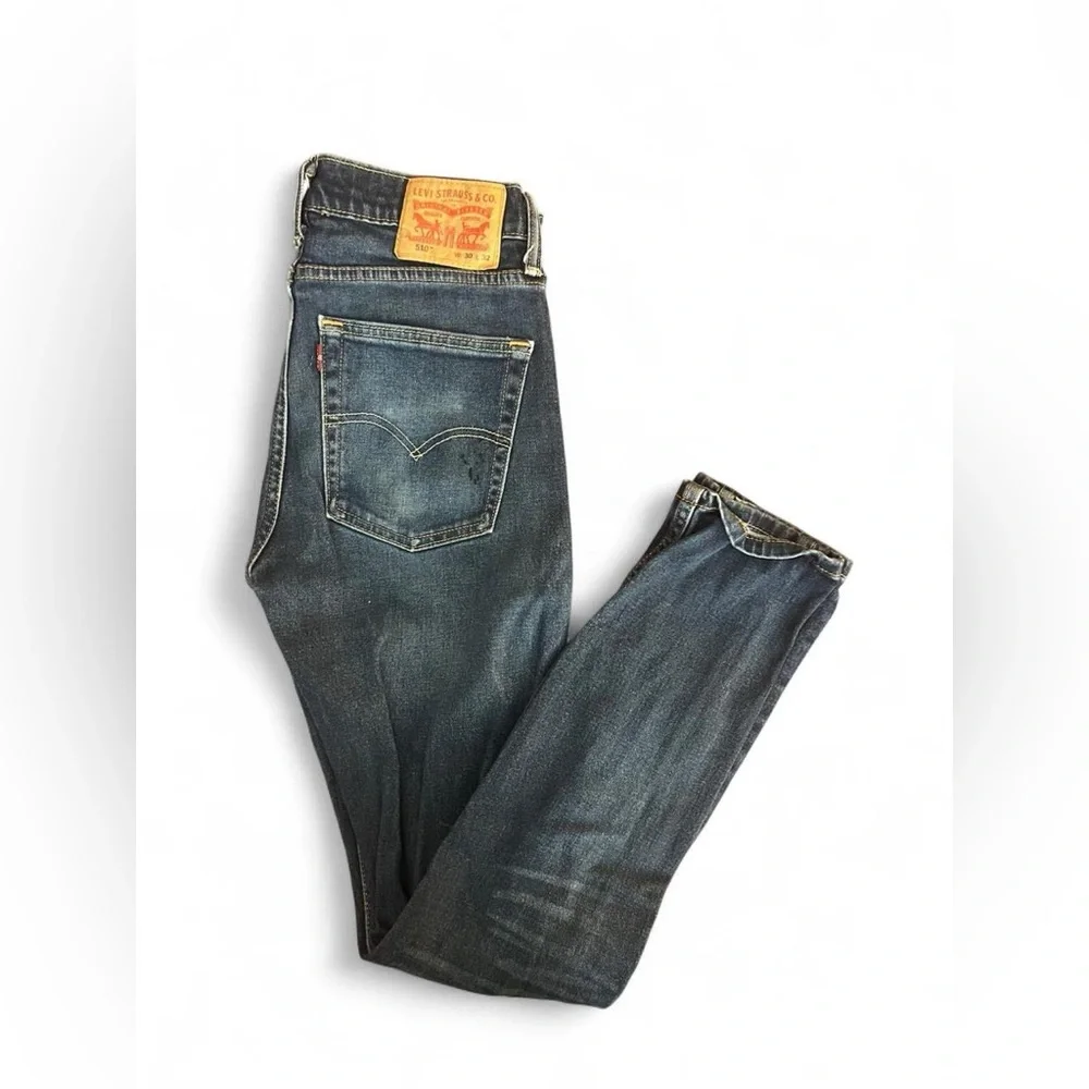 Levi's 510 Skinny Fit Men’s Jeans in medium wash 30x32